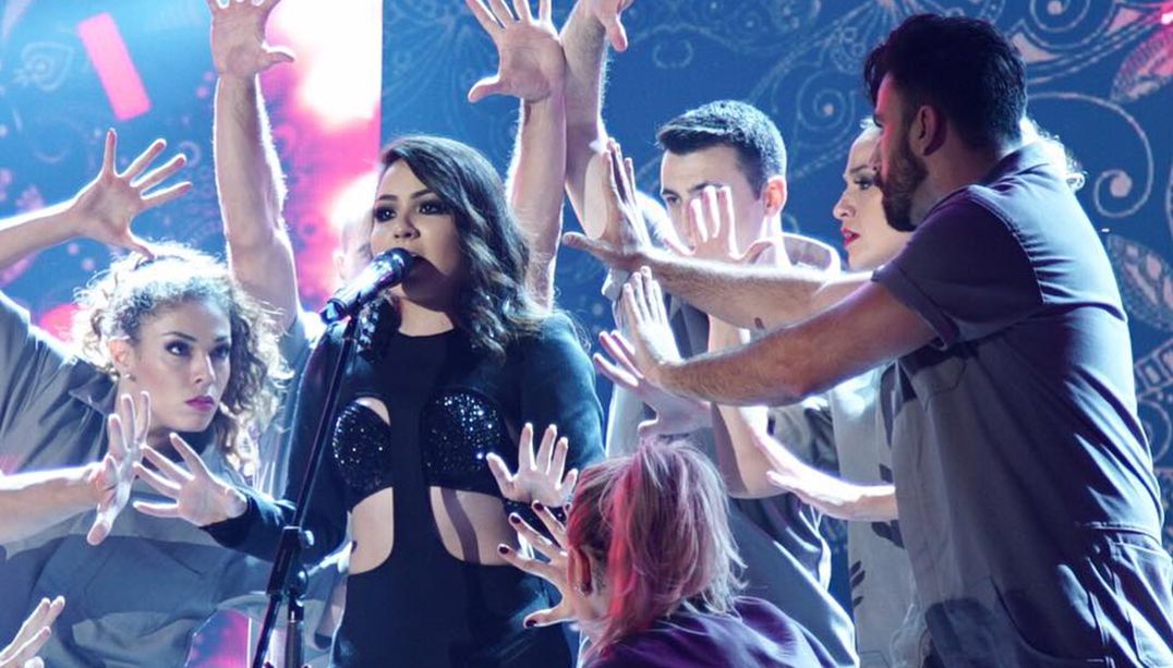 naomi-x-factor-brasil Naomi foi salva pelo público (Foto: Reprodução/Facebook)