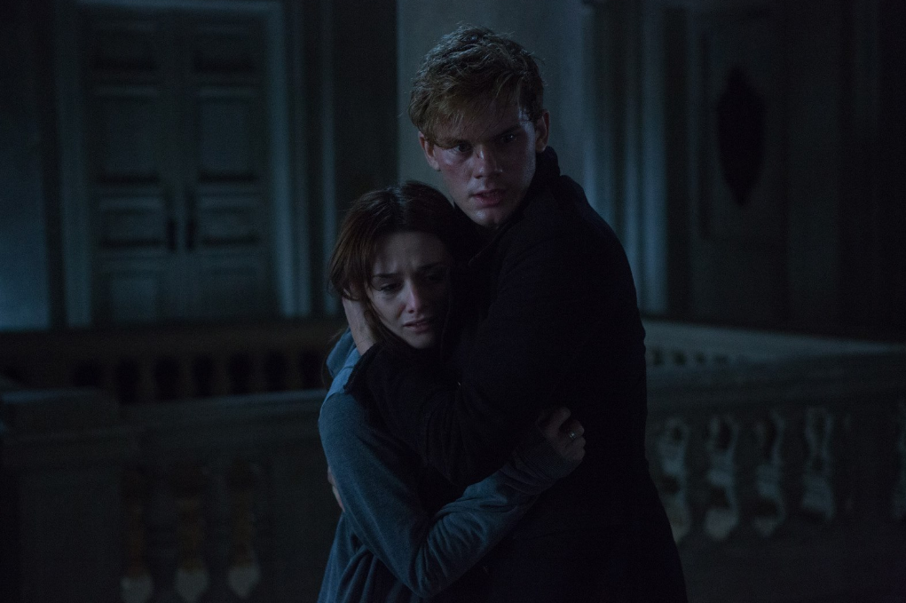 fallen-still-4