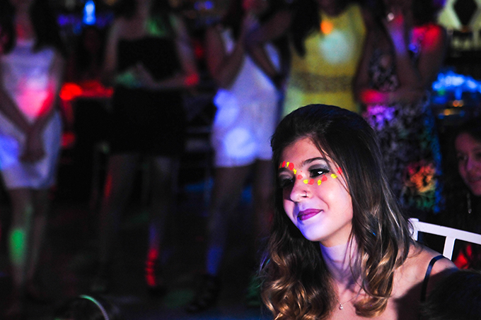 festa-neon-15-anos-3