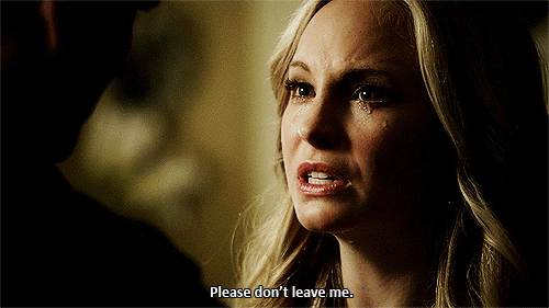 caroline "Por favor, não me abandone"