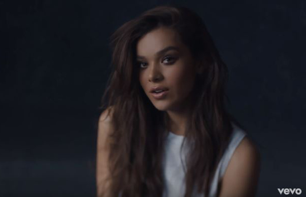 Hailee-Steinfeld-most-girls-1