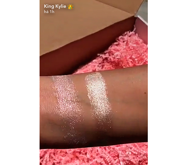 kylie-jenner-coleção-aniversário-iluminador