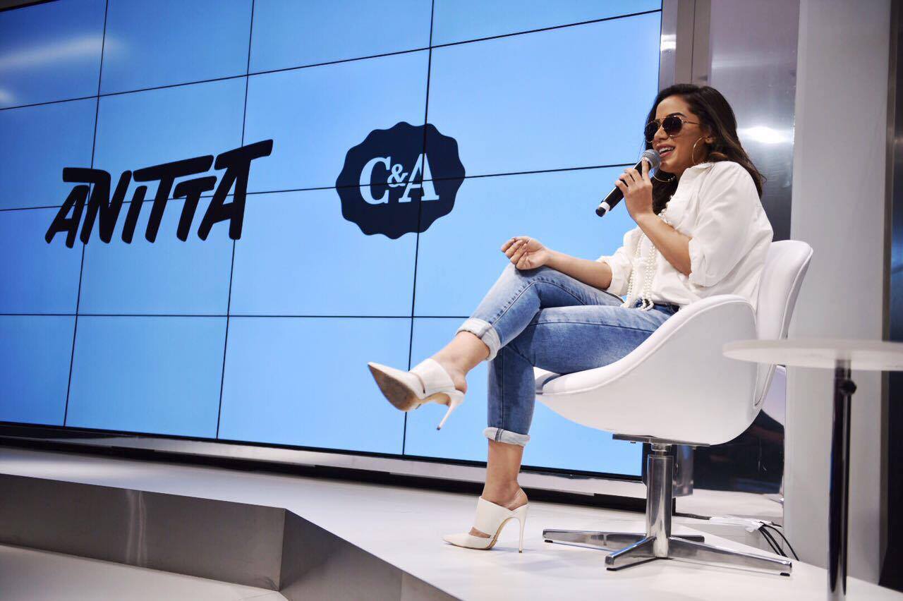 anitta-coletiva