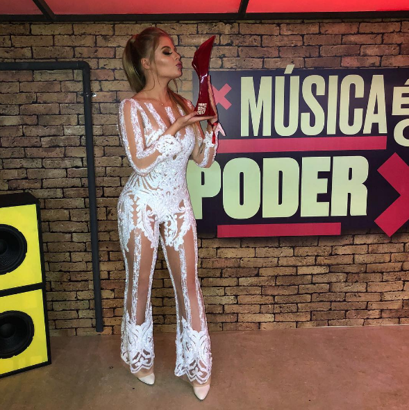 luisa-sonza-premio-multishow-mesmo-look-fla-pavanelli