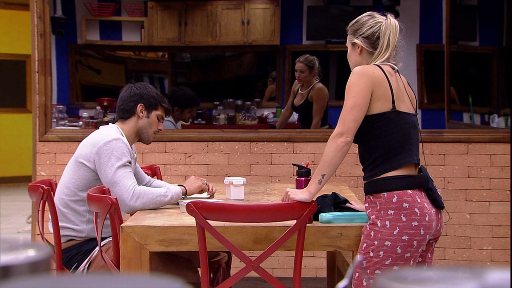 lucas-jessica-ciumes