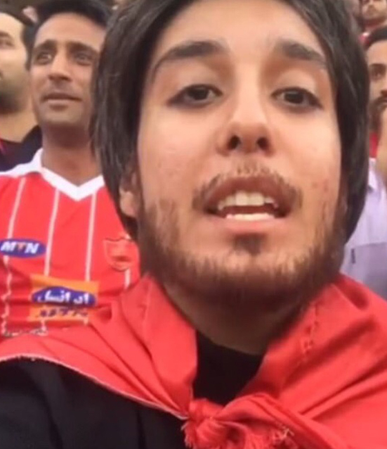 torcedoras-iranianas-se-vestem-como-homens-para-assistirem-jogo-em-estadio