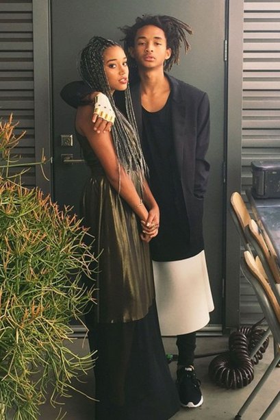 A Amandla Stenberg foi com um vestido supermoderno, em preto e dourado. E seu par era o Jaden Smith! Fofos!