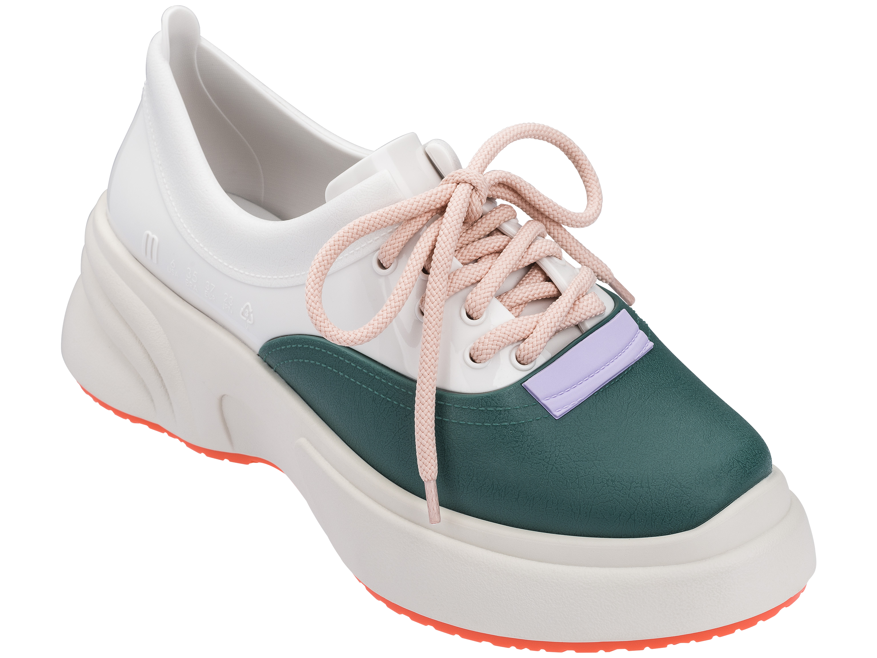 dad-sneaker-melissa dad-sneaker-melissa