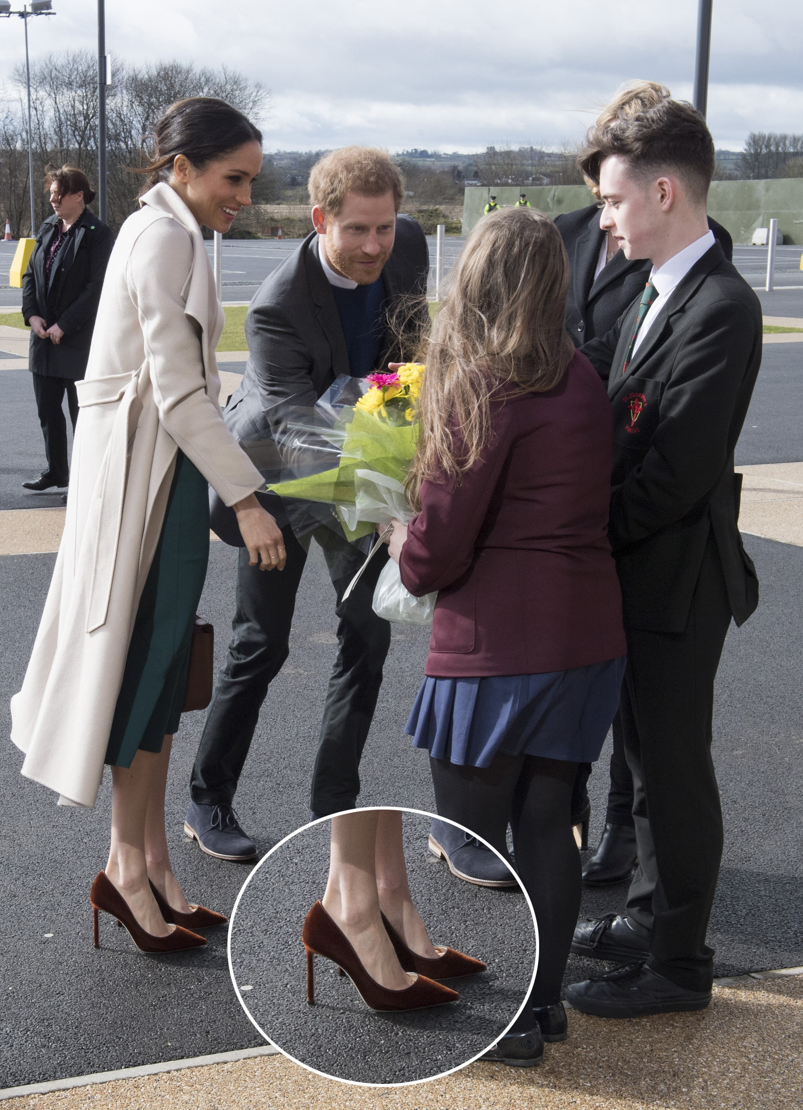 sapatos grandes da meghan markle sapatos grandes da meghan markle