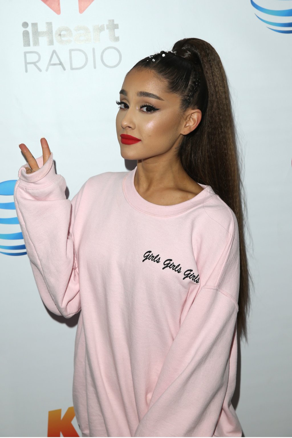 ariana-grande