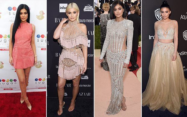 2016- no red carpet: Nude e muito (MUUUUITO!) brilho. Estas foram as escolhas mais marcantes da Kylie em 2016. Este look prata foi a sua estreia no badalado red carpet do baile do MET, aos 18 anos.