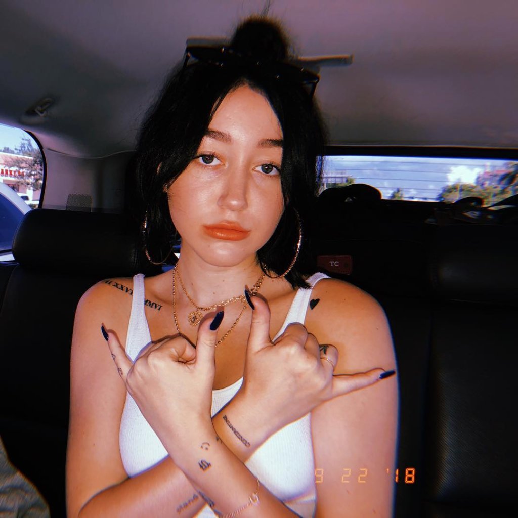 noah-cyrus