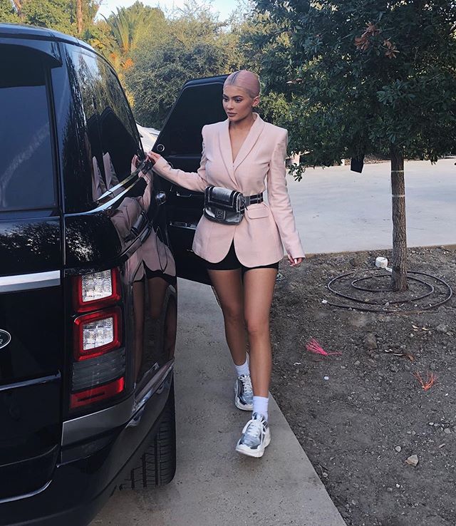 kylie-jenner-tendencias-polemicas Kylie Jenner: rainha e proprietária do street style.