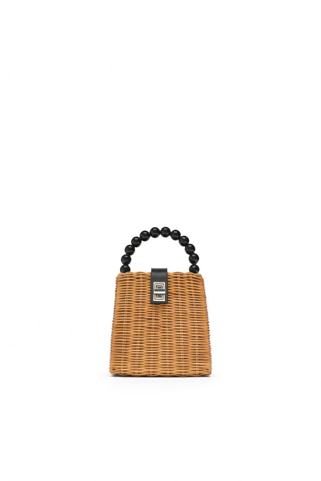 Zara (R$ 229*). Zara (R$ 229*).