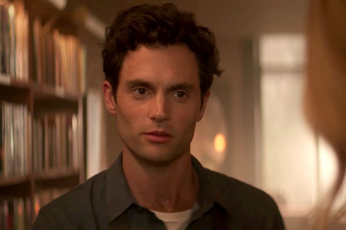 voce-penn-badgley