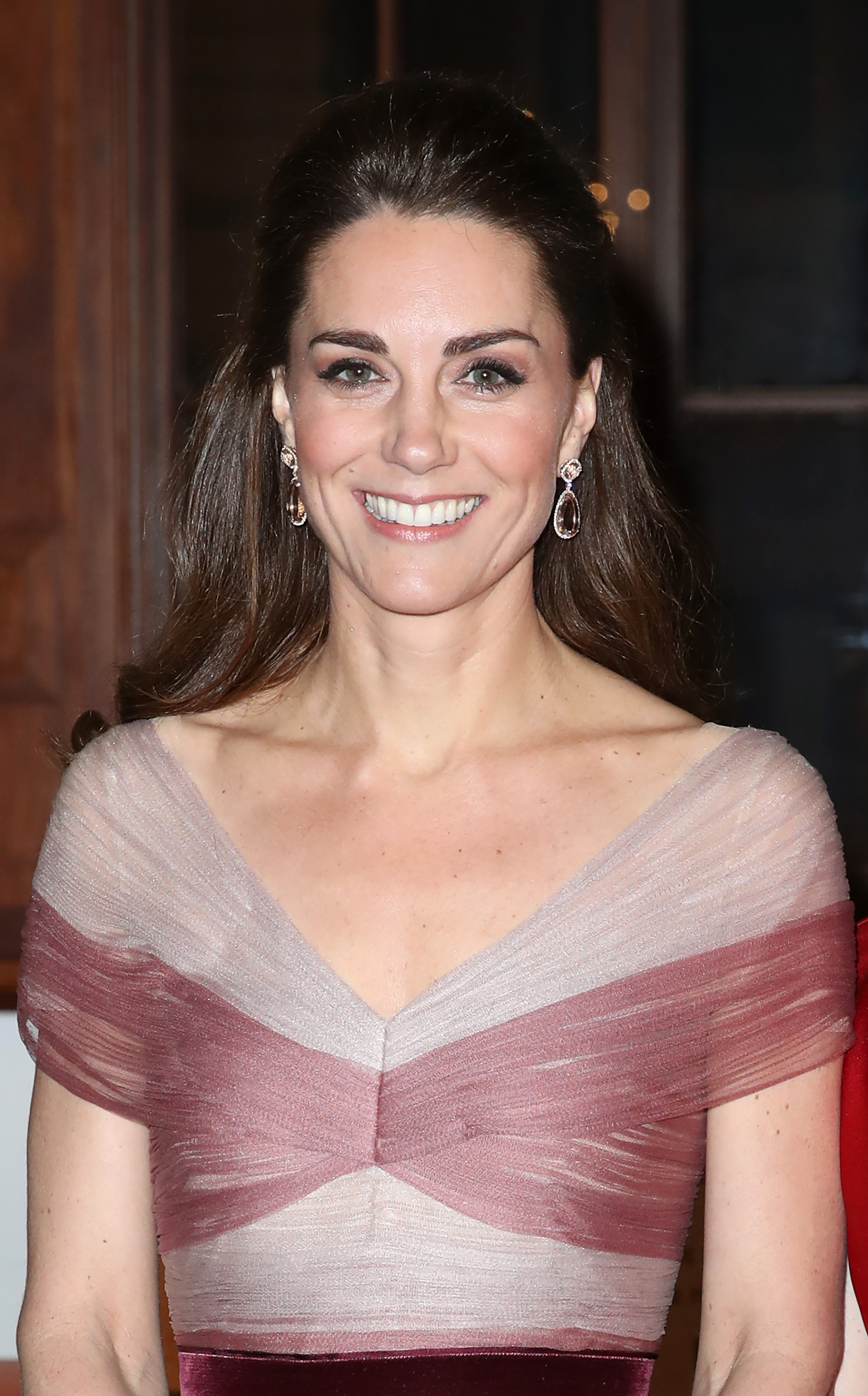 kate-middleton-vestido-rosa-gucci Kate Middleton de vestido Gucci em jantar de gala