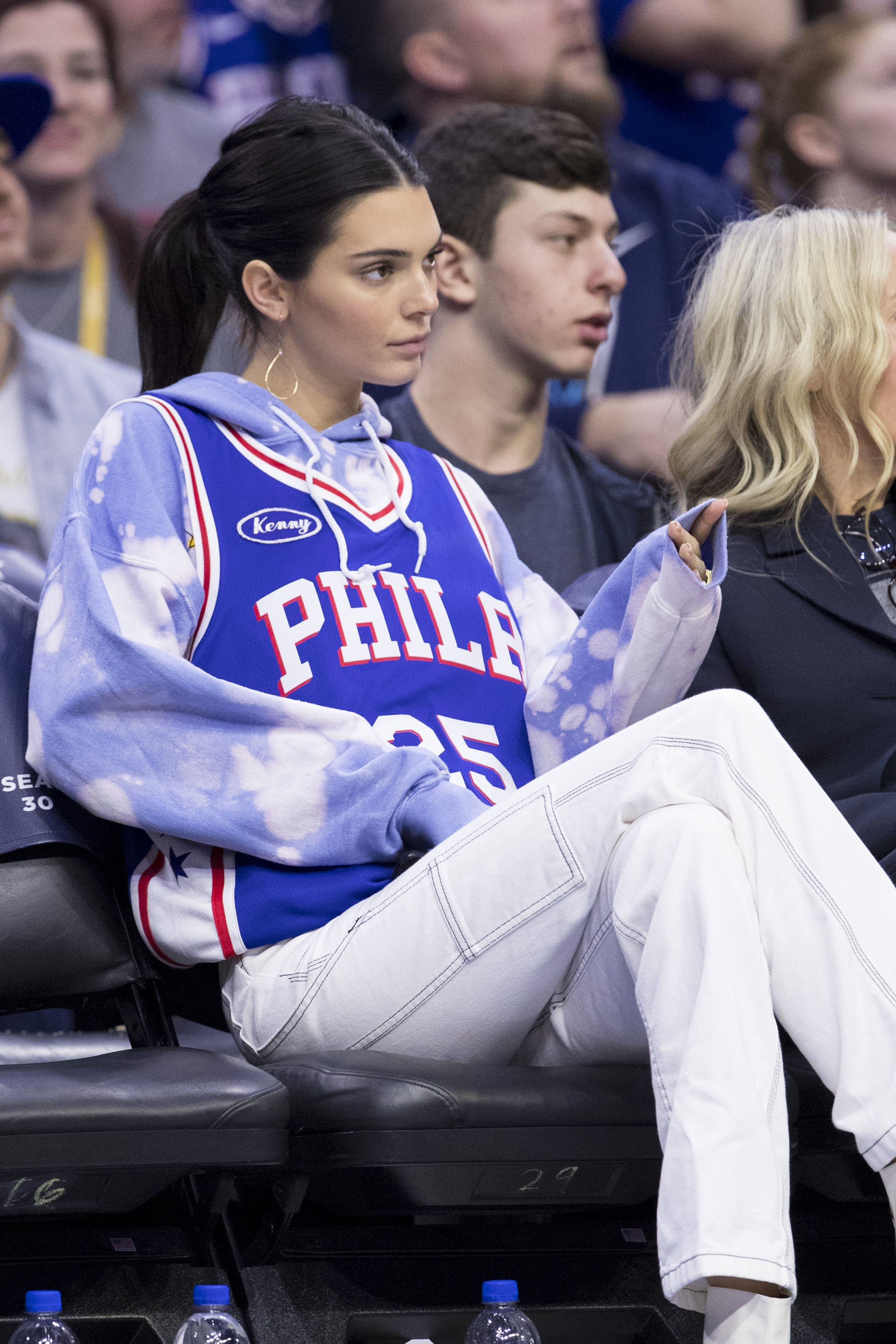 kendall-jenner-moletom-tie-dye