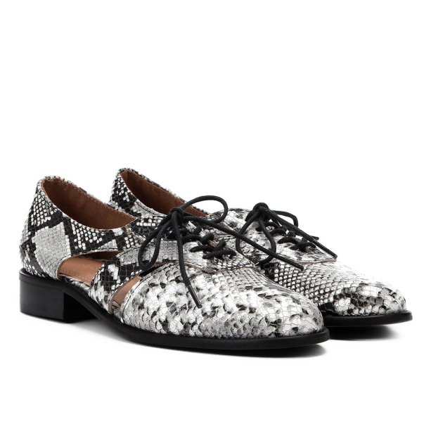 Oxford da Shoestock (R$ 229,90*).