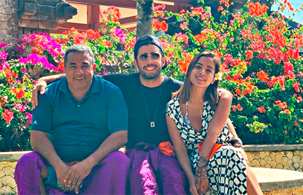 Anitta está namorando Pedro Scooby, ex de Luana Piovani, afirma colunista