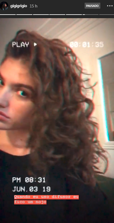 giovanna-grigio-cabelo-cacheado-1 giovanna-grigio-cabelo-cacheado-1