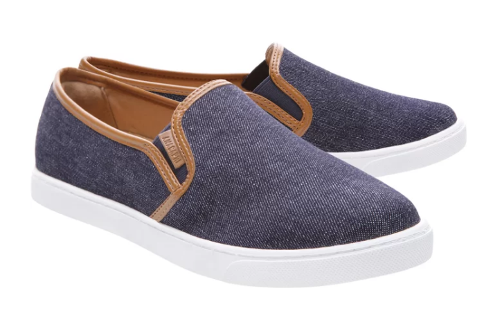 Tênis slip on ANACAPRI (R$ 119,90*). Tênis slip on ANACAPRI (R$ 119,90*).