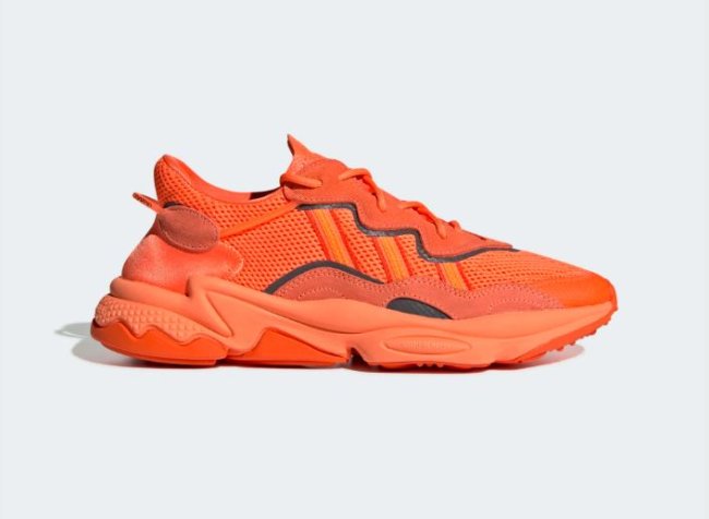 Tênis Adidas