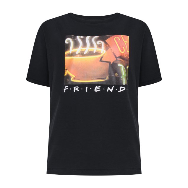 Camiseta Friends Café, C&A, R$ 49,99. Camiseta Friends Café, C&A, R$ 49,99.
