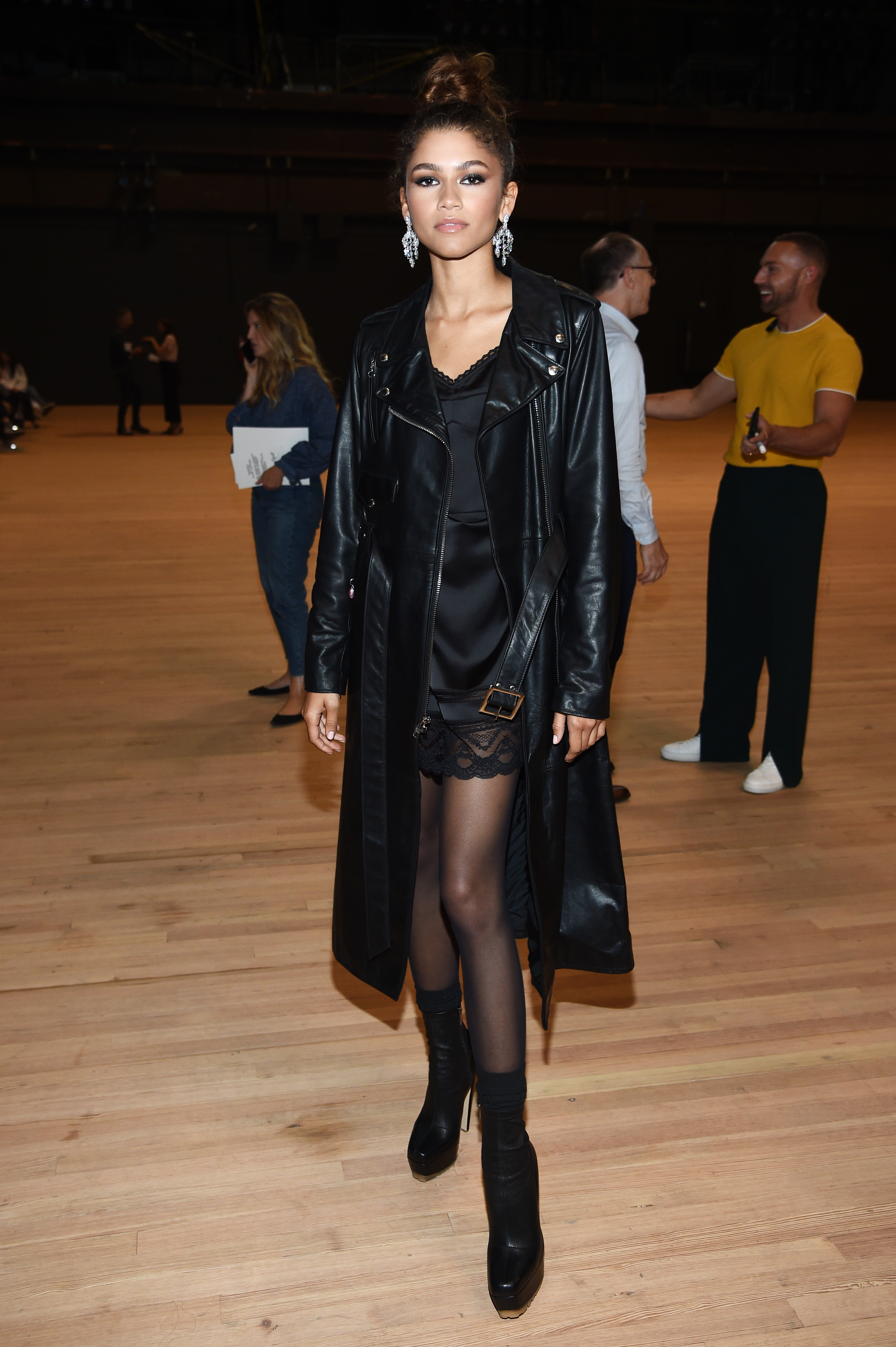 Zendaya com look todo preto