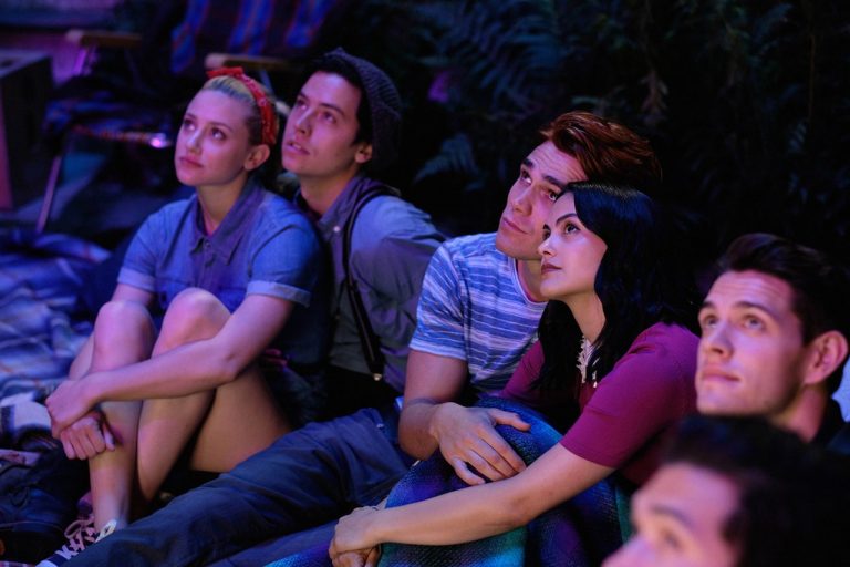 riverdale-4-temporada-jardim riverdale-4-temporada-jardim
