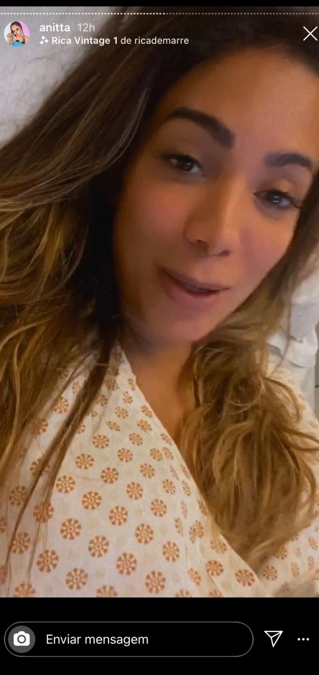 Anitta trombose