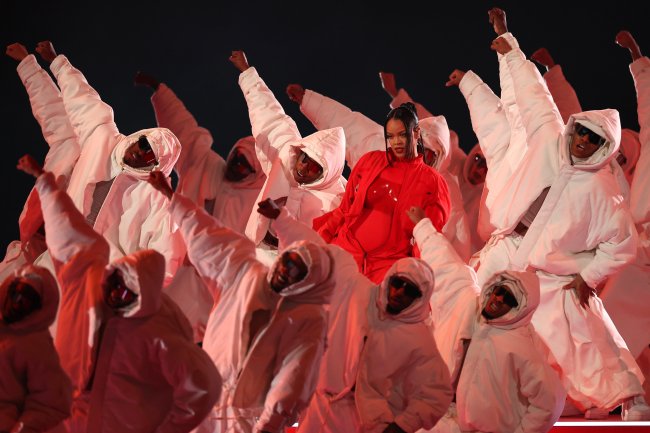 Apple Music Super Bowl LVII Halftime Show Rihanna