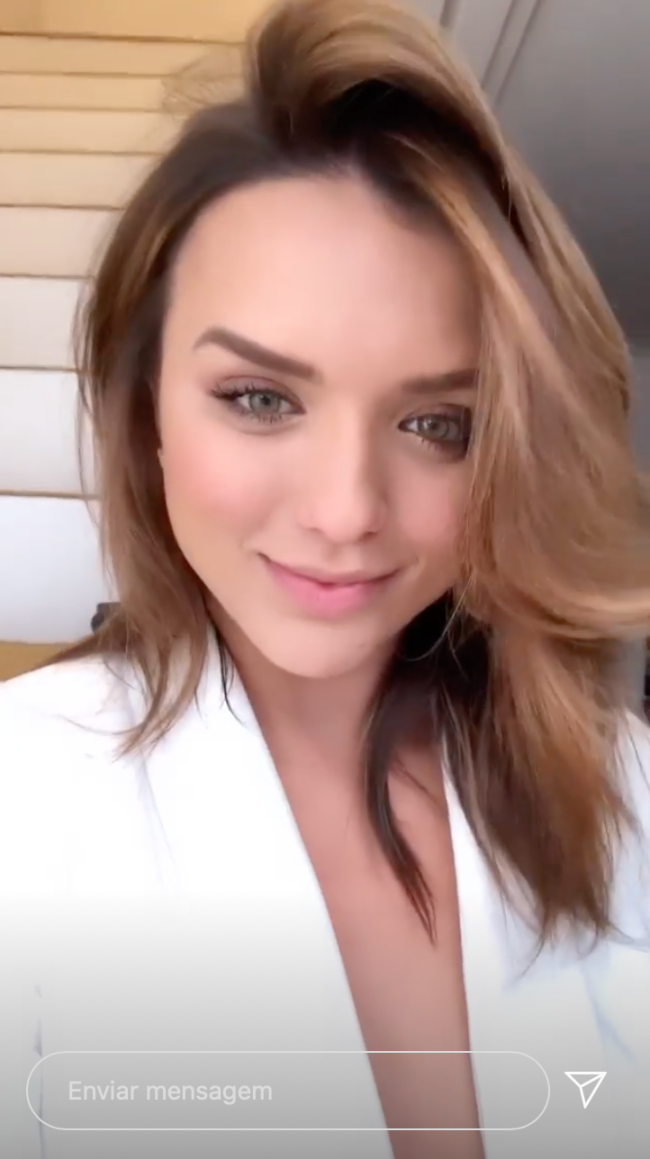 Rafa Kalimann cabelo natural sem mega hair