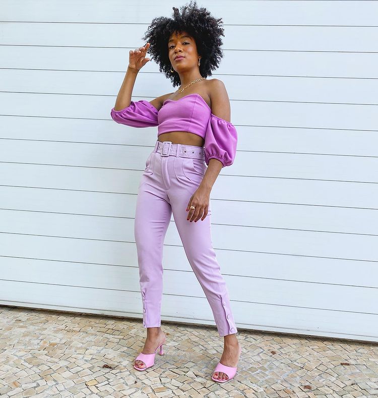 look-candy-color-eusaholiveira Influenciadora Sah Oliveira usando look todo lavanda