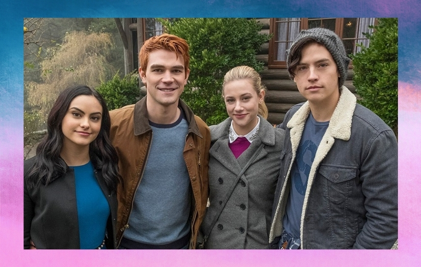 Personagens passam por salto temporal, em Riverdale.