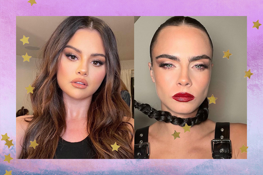 Selfies de Selena Gomez e Cara Delevingne; as duas estão com expressão séria olhando para câmera; a margem é uma textura em tons de roxo, lilás, azul, rosa e branco com estrelas amarelas como decoração