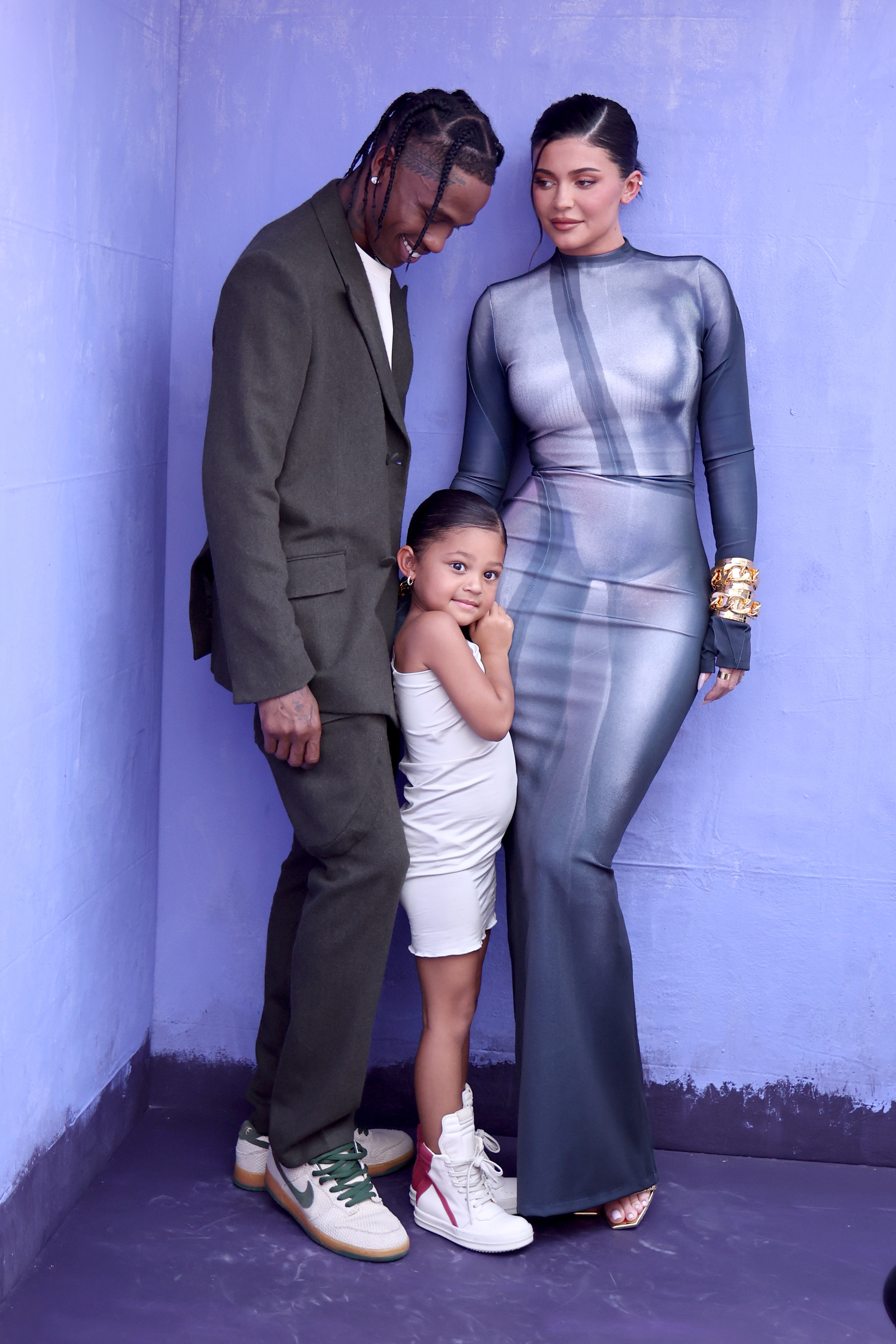 Travis Scott, Stormi Webster e Kylie Jenner no Billboard Music Awards 2022