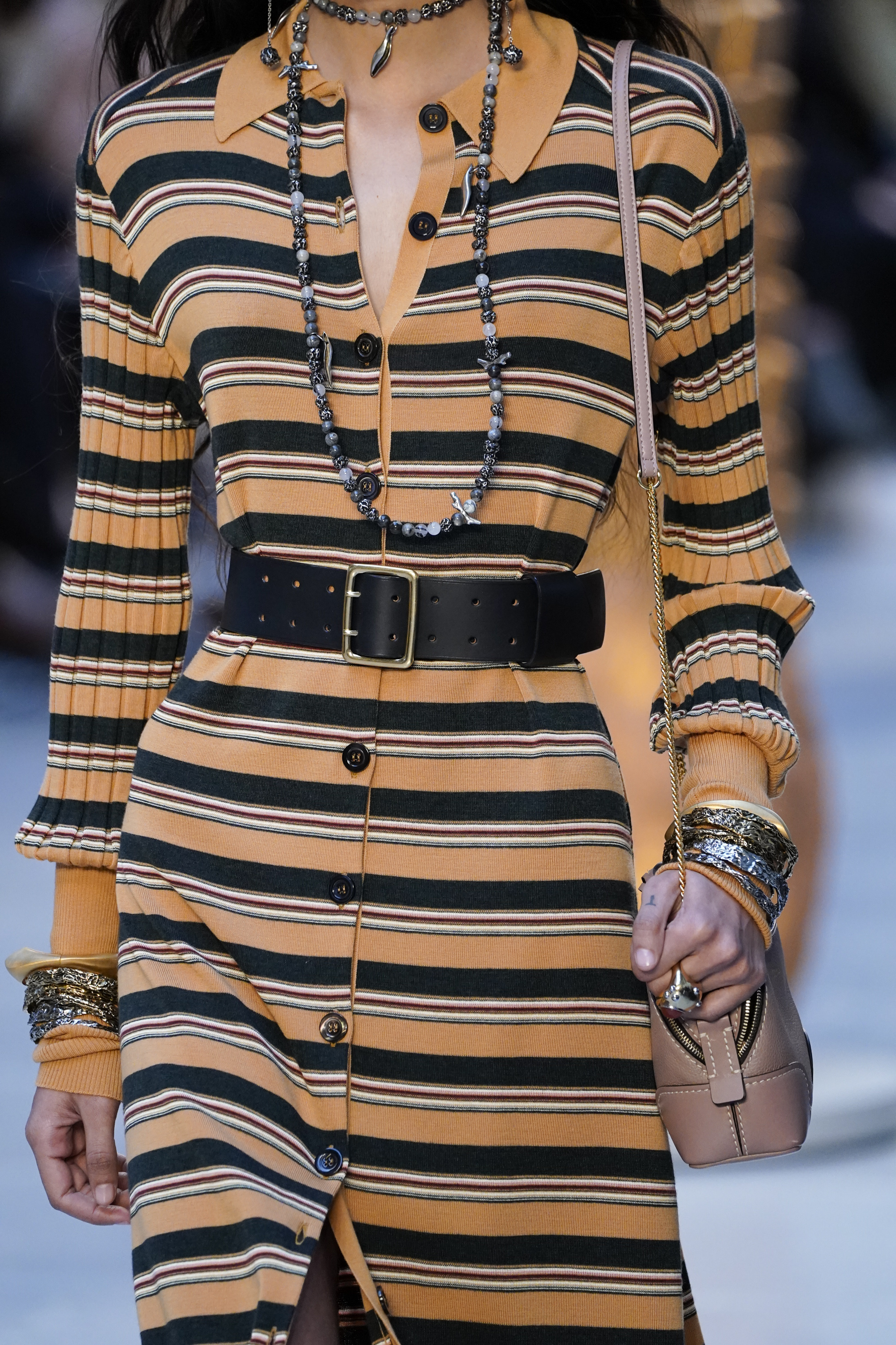 Chloe : Runway – Paris Fashion Week Womenswear Fall/Winter 2020/2021 Desfile de outono-inverno 2020-21 da Chloé