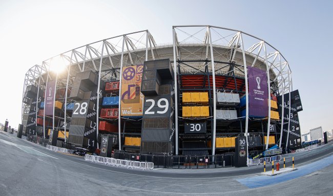 Foto do Stadium 947, em Dohra, no Catar, feito com containers desmonstáveis