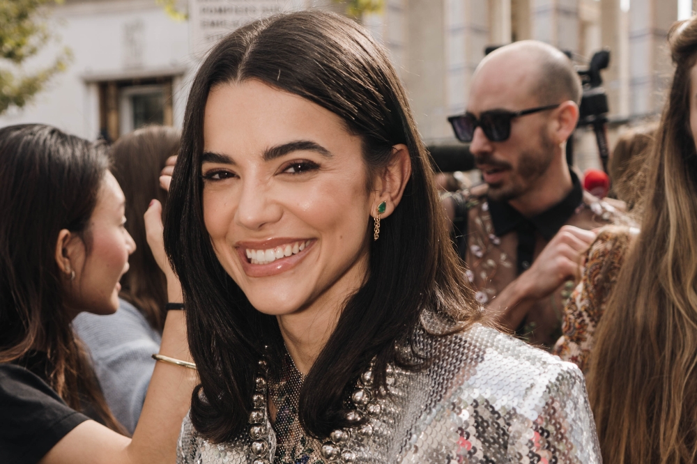 Manu Gavassi no desfile da Rabanne na semana de moda de Paris