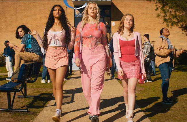 meninas malvadas frame do trailer da releitura de meninas malvadas
