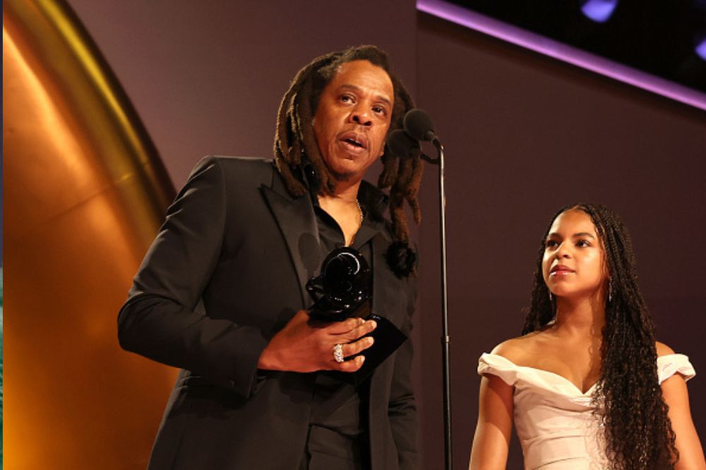 Jay-Z e Blue Ivy no 66º Grammy Awards