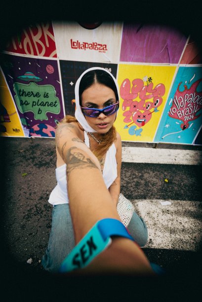 Looks do dia 1 de festival do Lollapalooza Looks do dia 1 de festival do Lollapalooza