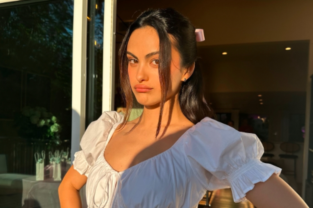 Camila Mendes