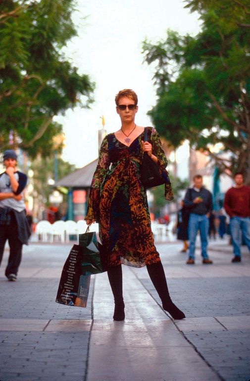 sexta-feira-muito-louca-jamie-lee-curtis Jamie Lee Curtis como Tess Coleman no filme 'Sexta-Feira Muito Louca'