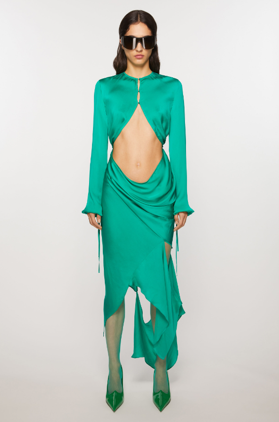 Vestido verde da Acne Studios usado por Bruna Marquezine