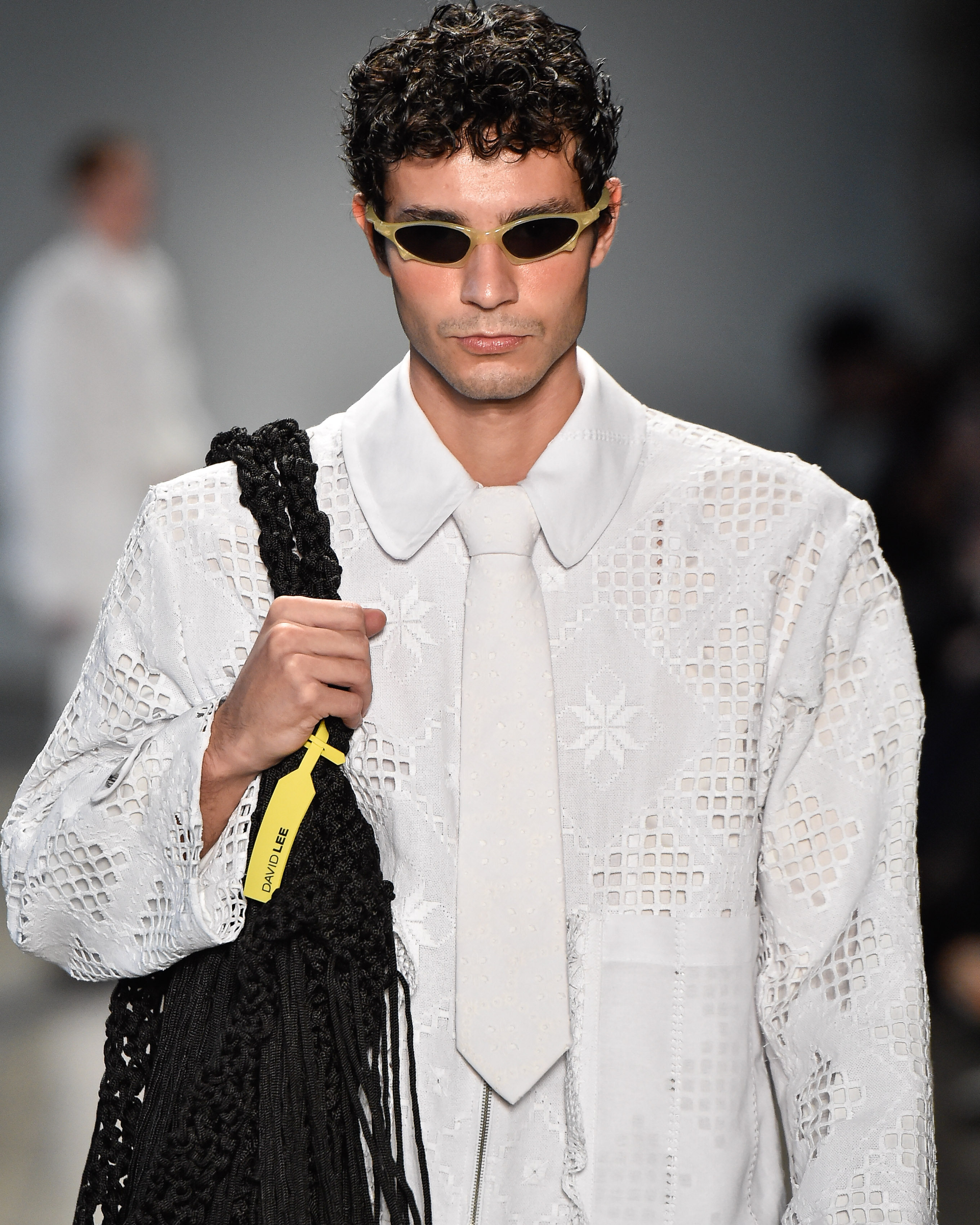 Na moda praia urbana de David Lee, o crochê é o fio condutor da narrativa David Lee SPFW N58 Foto: Marcelo Soubhia / @agfotosite