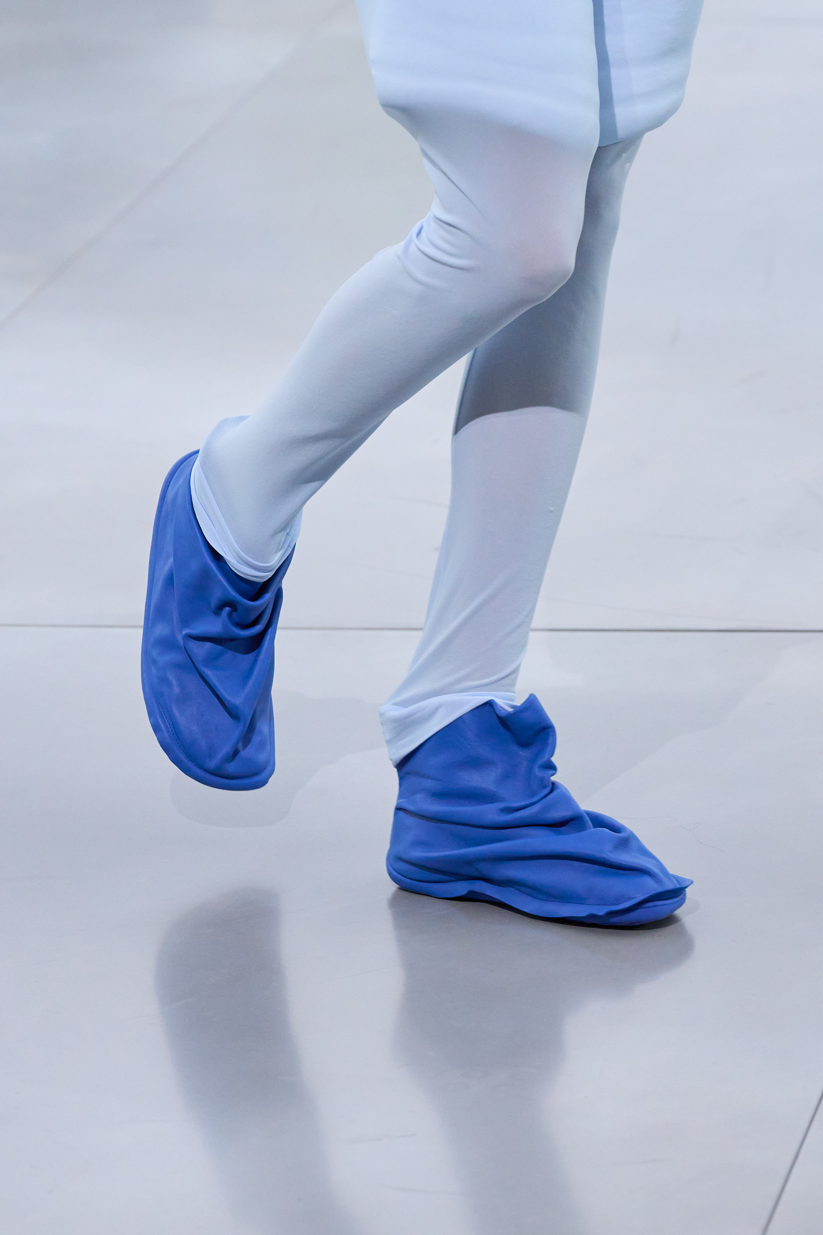 Issey Miyake Paris Fashion Week – Womenswear Fall/Winter 2025-2026 Desfile de outono-inverno 2025-2026 da Issey Miyake na semana de moda de Paris