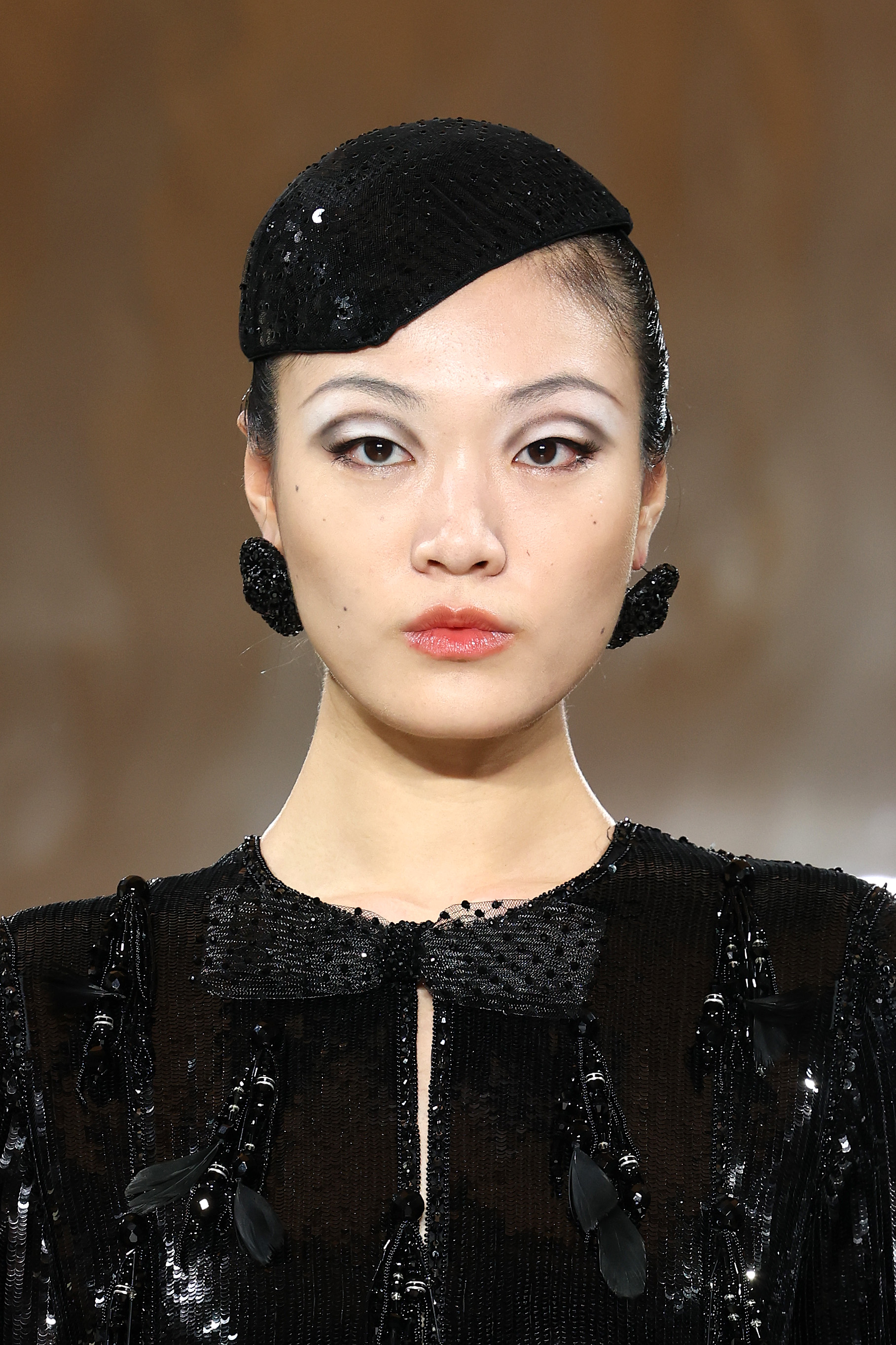 Desfile de outono-inverno 2025-2026 da Giorgio Armani Privé na semana de alta-costura de Paris