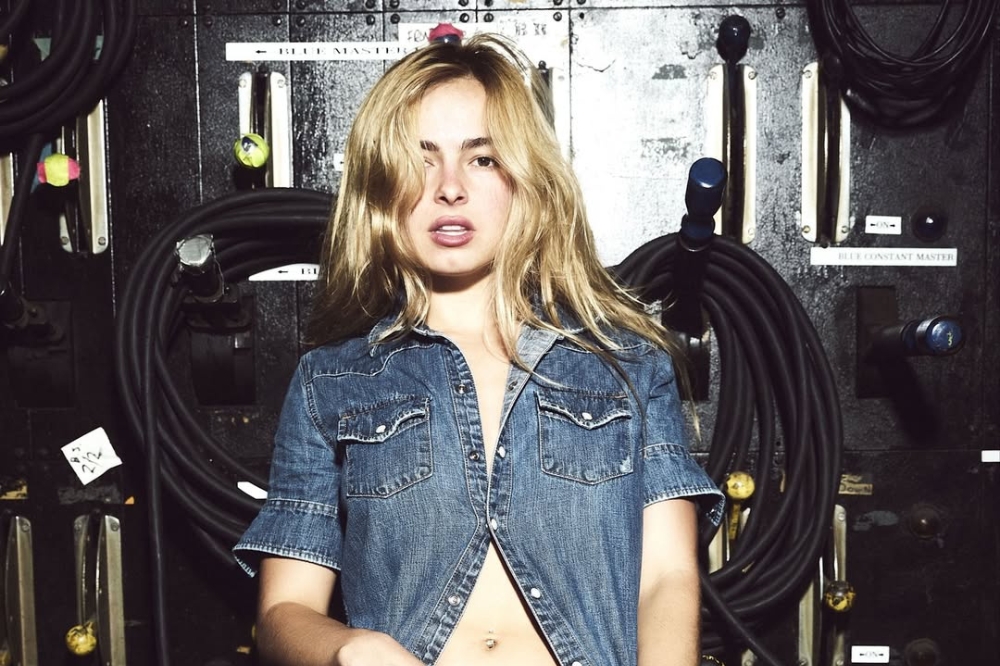 addison rae-luckybrand