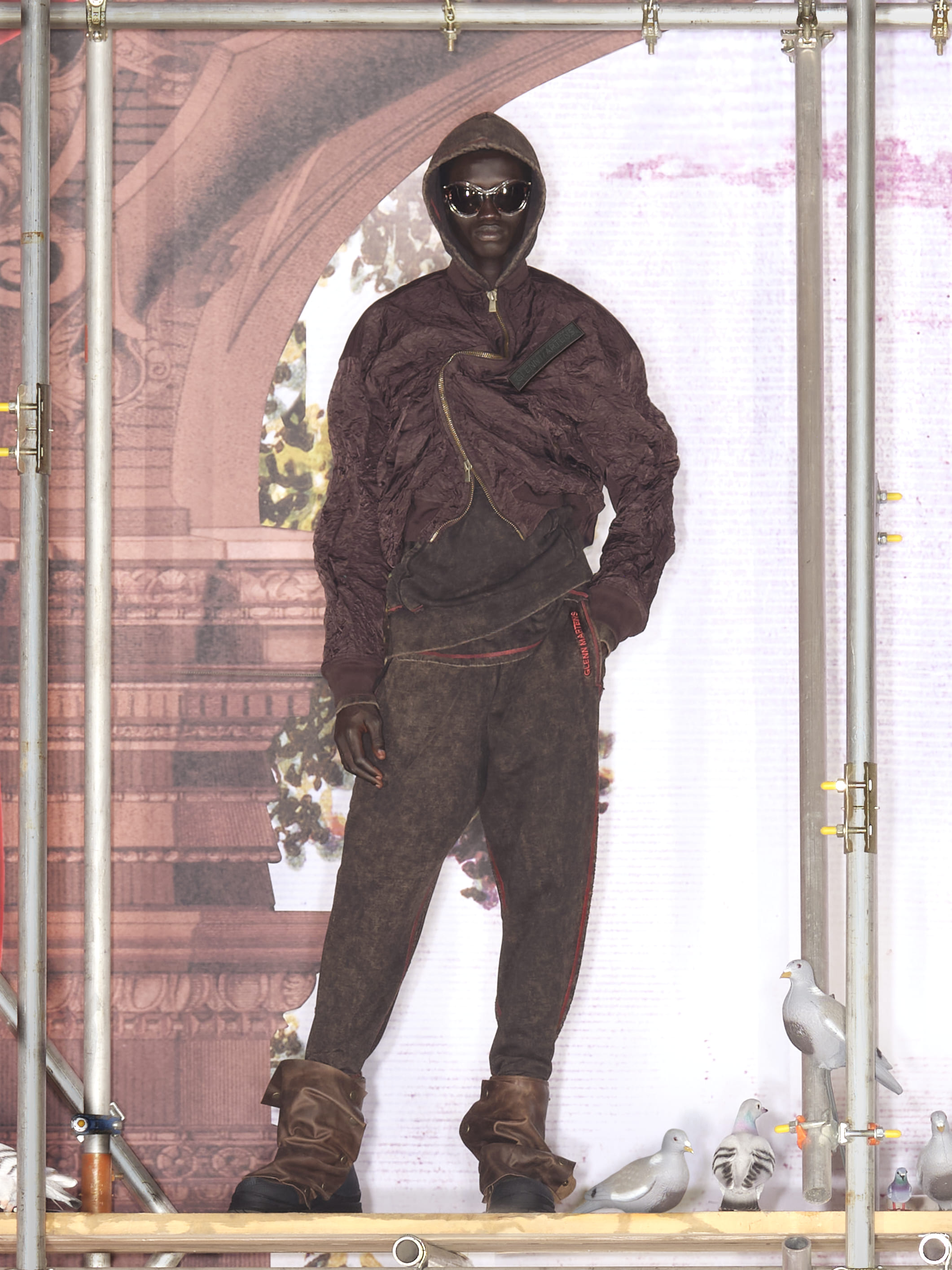 Coleção da H&M em collab com Glenn Martens